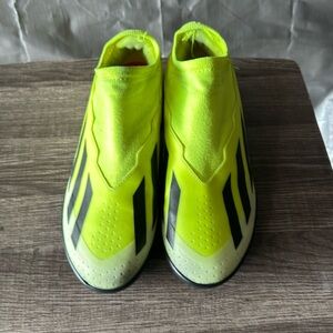 Adidas crazy fast laceless turf shoes